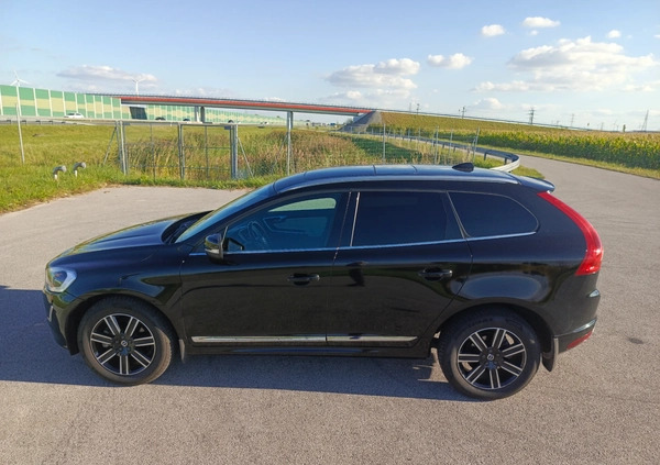 Volvo XC 60 cena 89000 przebieg: 110000, rok produkcji 2016 z Kutno małe 172